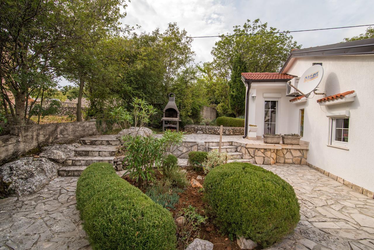 Villa Lucy Krk Town Exterior foto
